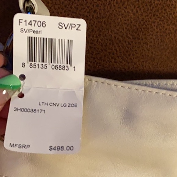 Coach - Picture 8 of 10